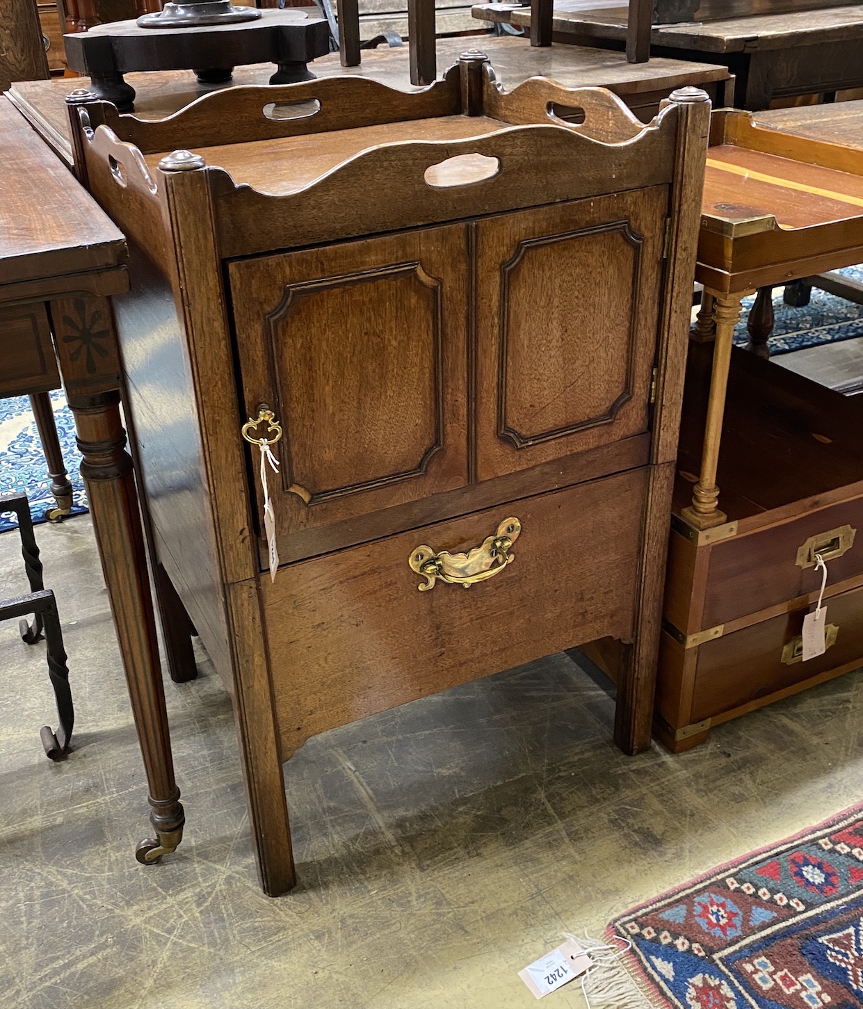 A George III mahogany tray top commode, width 52cm, depth 45cm, height 60cm